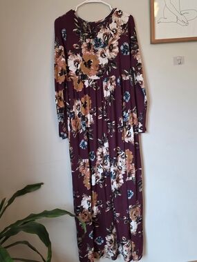 Sweet Lovely By Jen Burgandy Floral Maxi Dress with Long Sleeves and Pockets